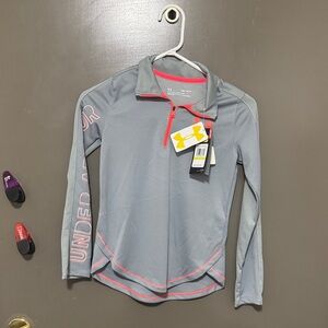 Under Armour Kids Long Sleeve Shirt in Gray with Coral Accents